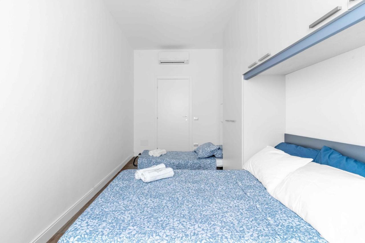 Appartement Mo237 Loreto- Duomo -modern -